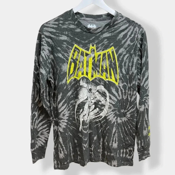 5/$20‎ Batman Tie Dye Long Sleeve T-Shirt S - Picture 1 of 3